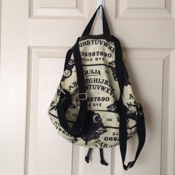 backpack - Picture 2 of 2